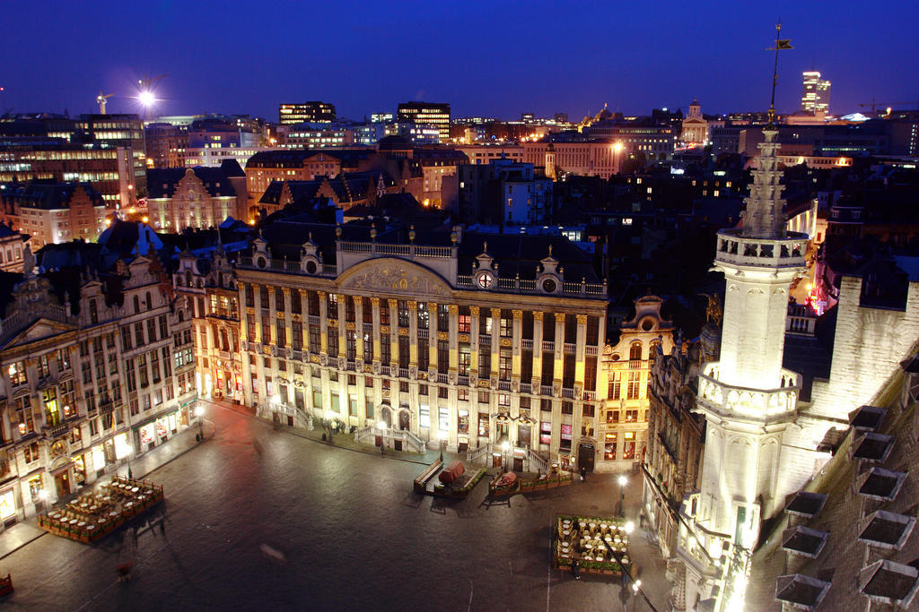 Hostel Louise Bruxelles Esterno foto